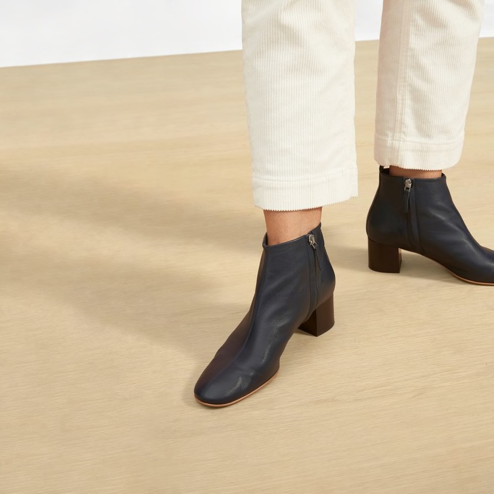 Everlane Day Boots in Navy